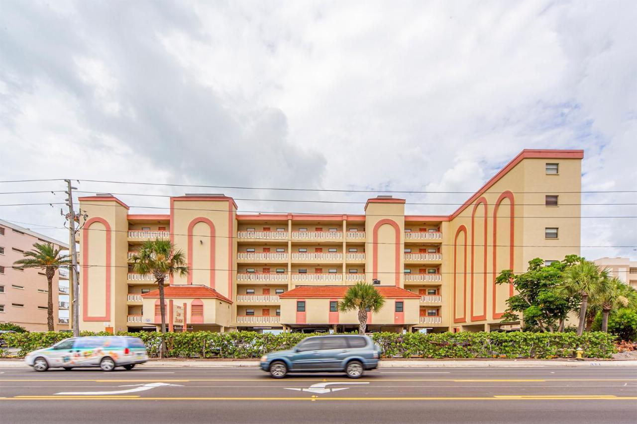 104 Las Brisas Condo St. Pete Beach Exterior photo